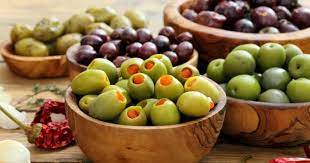 Aceitunas en conserva para envasado industrial con maquinaria CDE