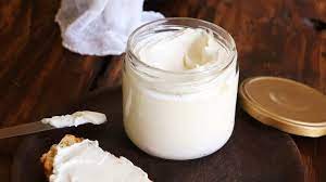 Crema de queso en tarro para dosificado y envasado con maquinaria CDE